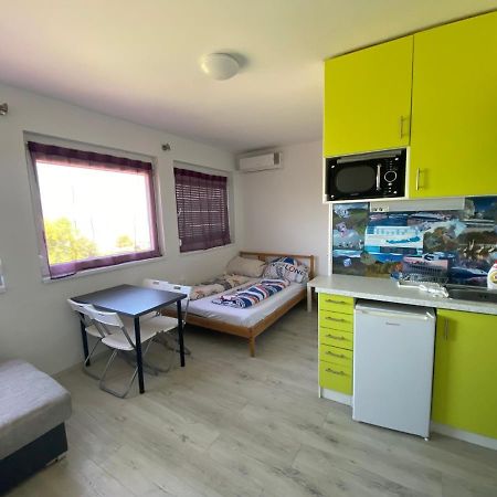 Cuki Apartmanok Siófok Esterno foto