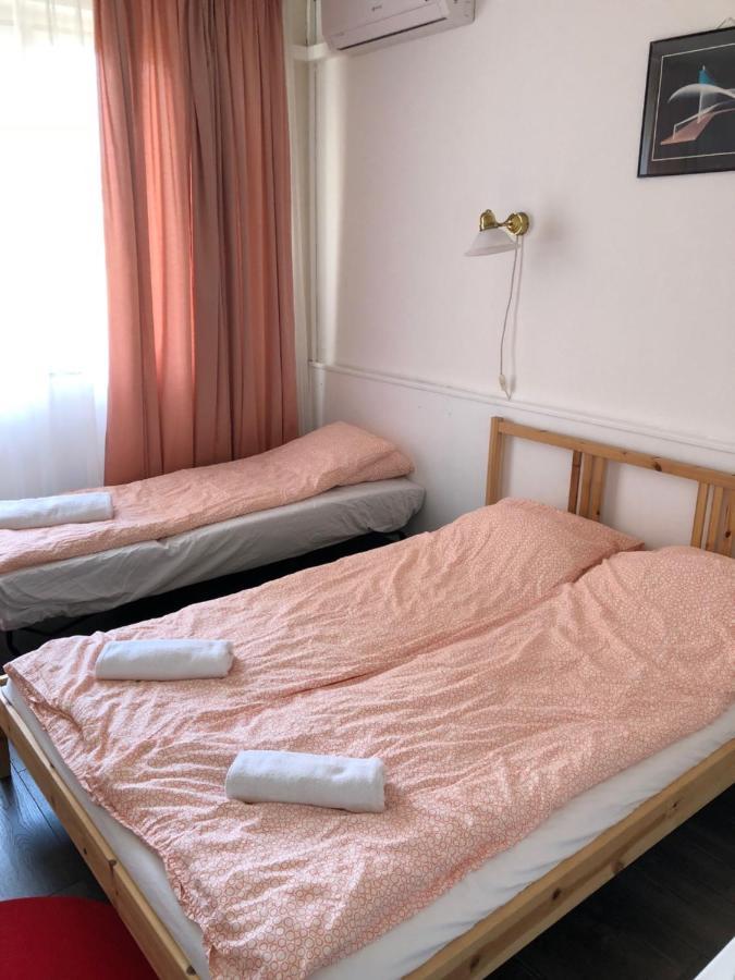 Cuki Apartmanok Siófok Esterno foto