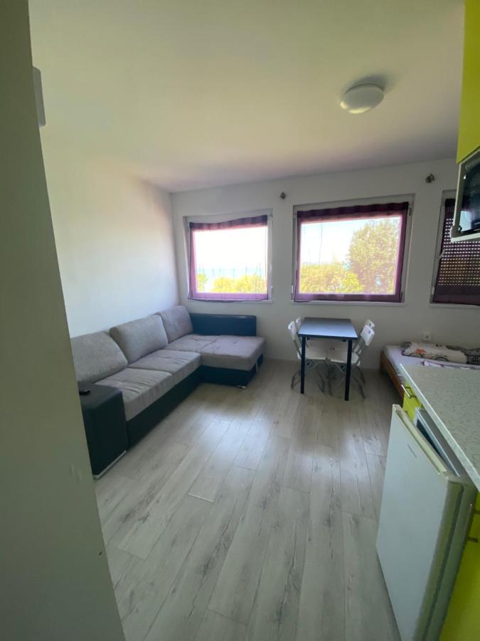Cuki Apartmanok Siófok Esterno foto
