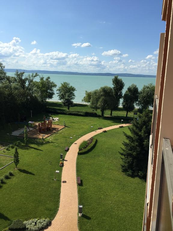 Cuki Apartmanok Siófok Esterno foto