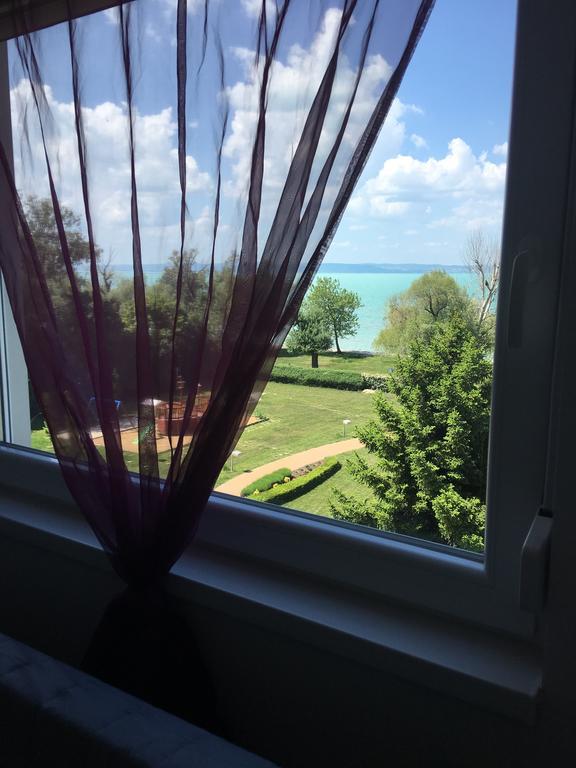 Cuki Apartmanok Siófok Esterno foto